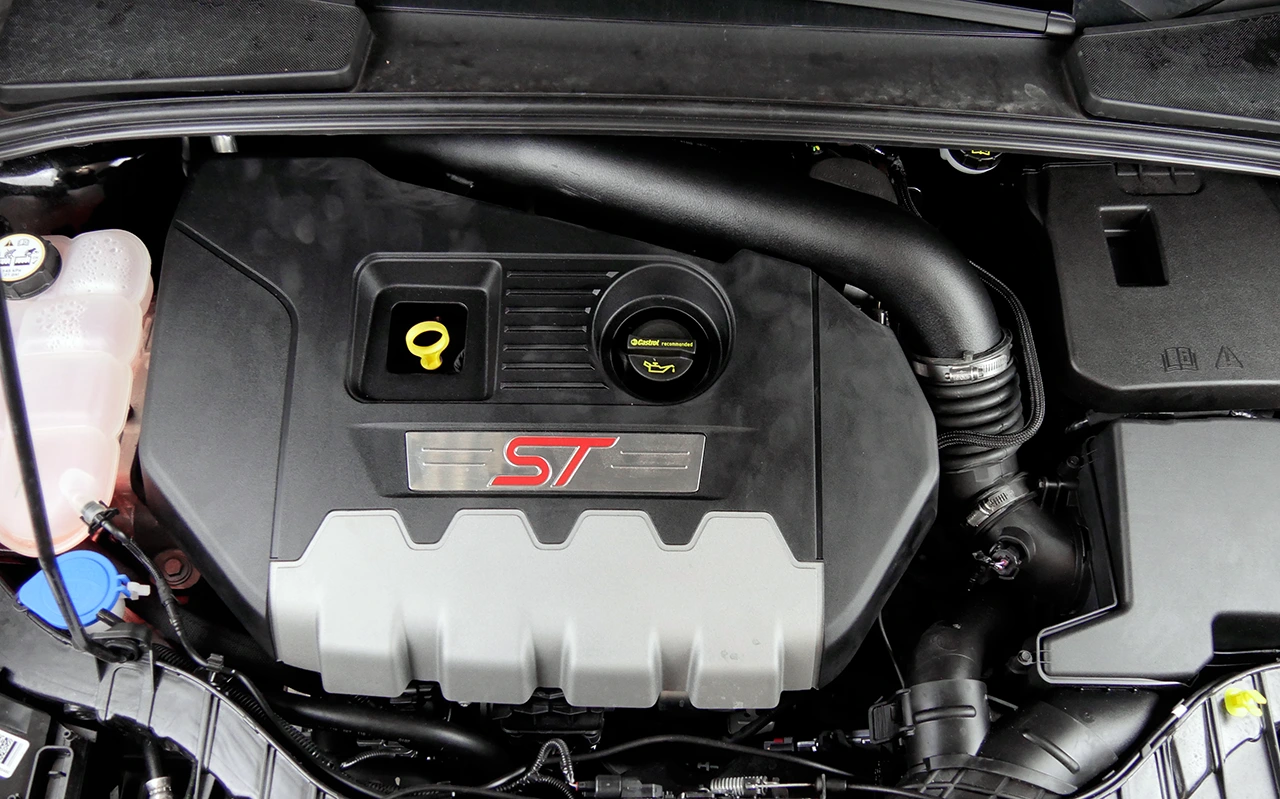 Ansaugrohr 76mm Ford Focus ST Mk.3 250PS Bild