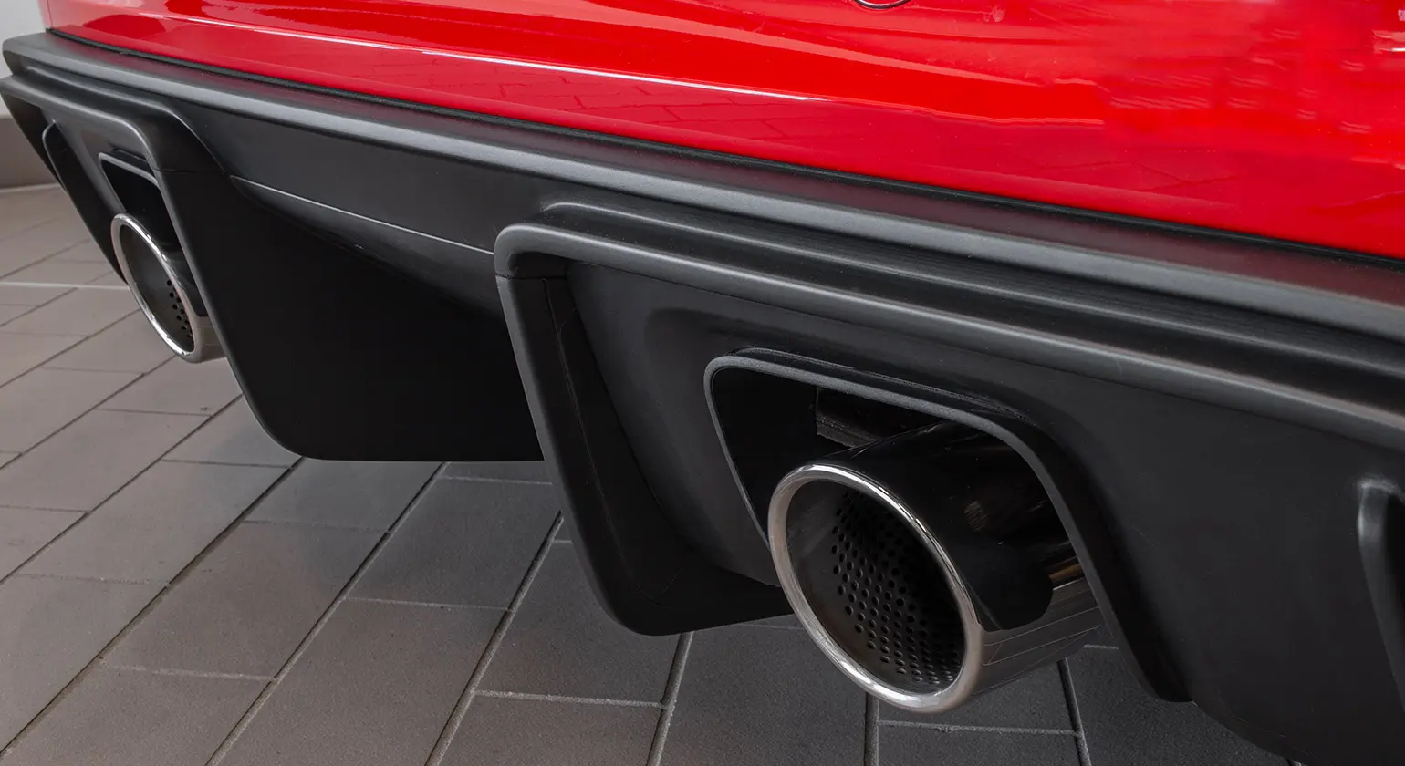 CARGRAPHIC Sport Endrohre für Porsche 718 Tuning