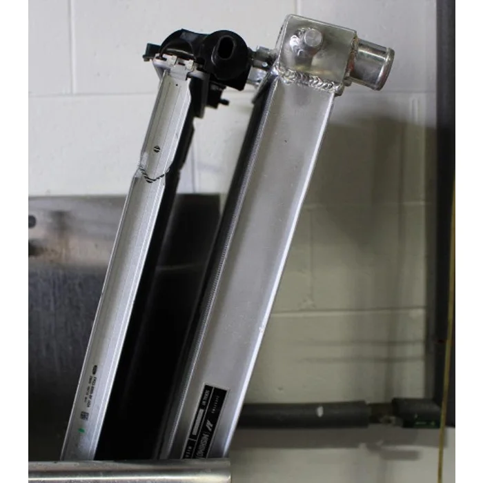 Mishimoto Aluminiumkühler für Ford Mustang GT 15+ Anleitung