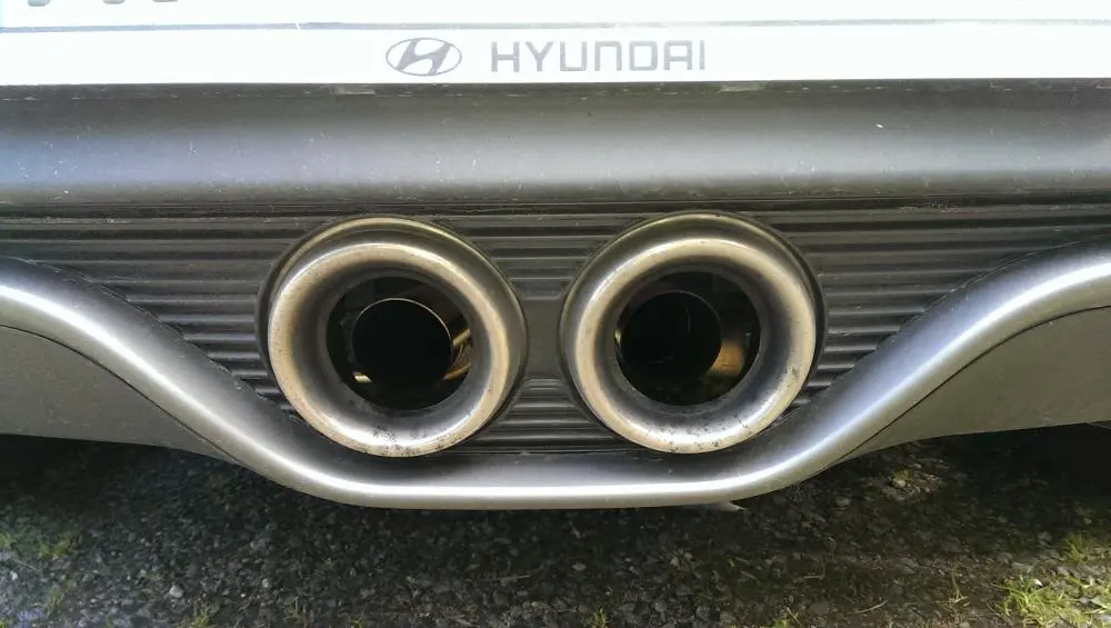 Bastuck Sportauspuff Hyundai Veloster FS 2x54mm Tuning