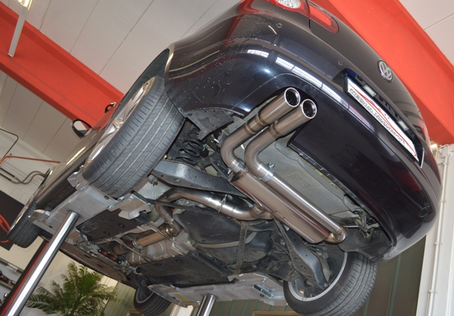 Friedrich Motorsport 76mm Anlage für VW EOS