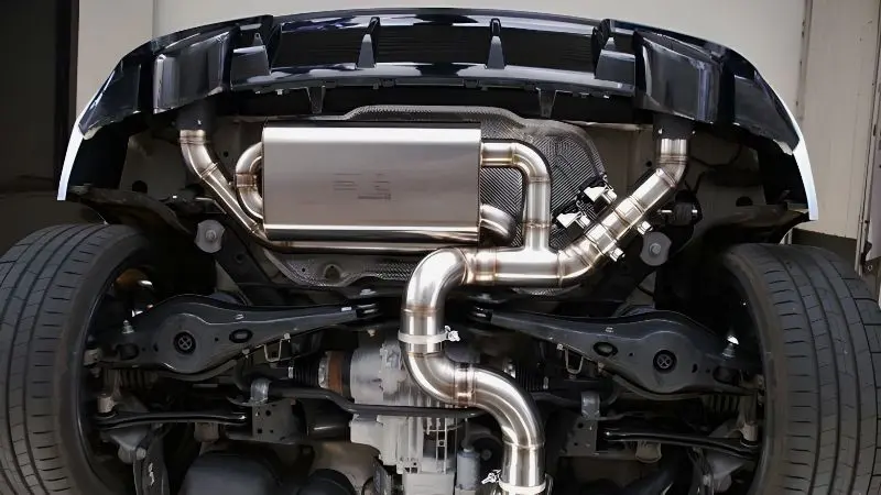 Hurricane 3,5 Zoll Abgasanlage für Audi RS3 8V Details
