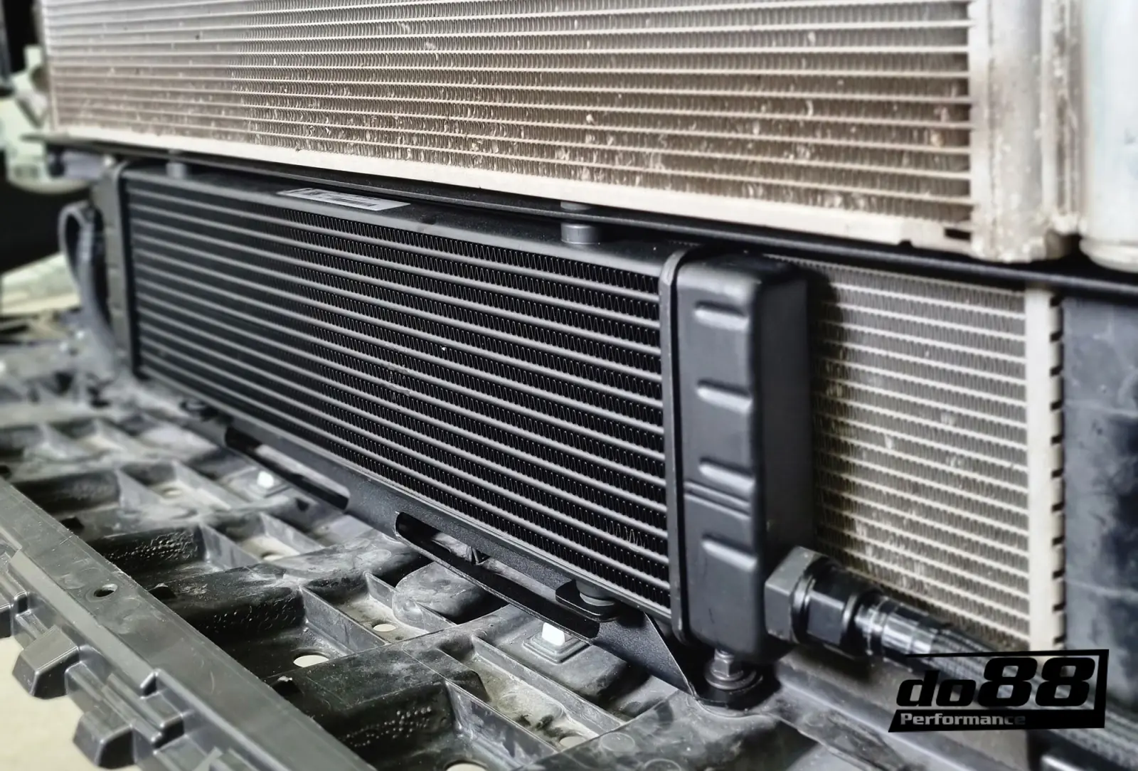 do88 Toyota Yaris GR Motorölkühler kaufen Bild