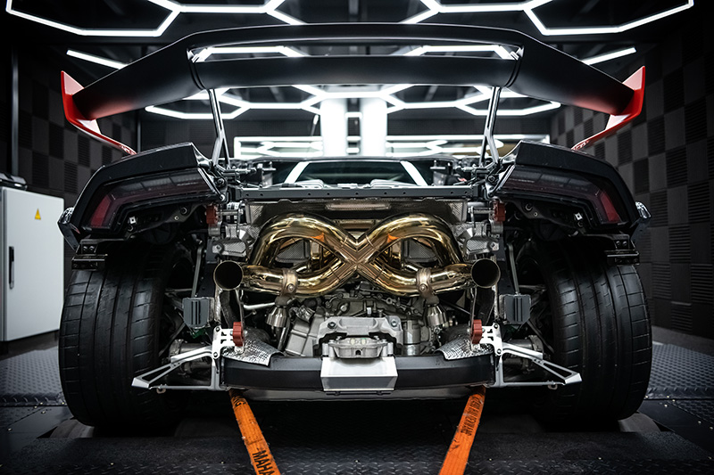 Capristo Komplettanlage ECE inkl. Klappensteuerung und X-Pipe für Lamborghini Huracan EVO und STO Capristo Komplettanlage für Lamborghini Huracan EVO kaufen
