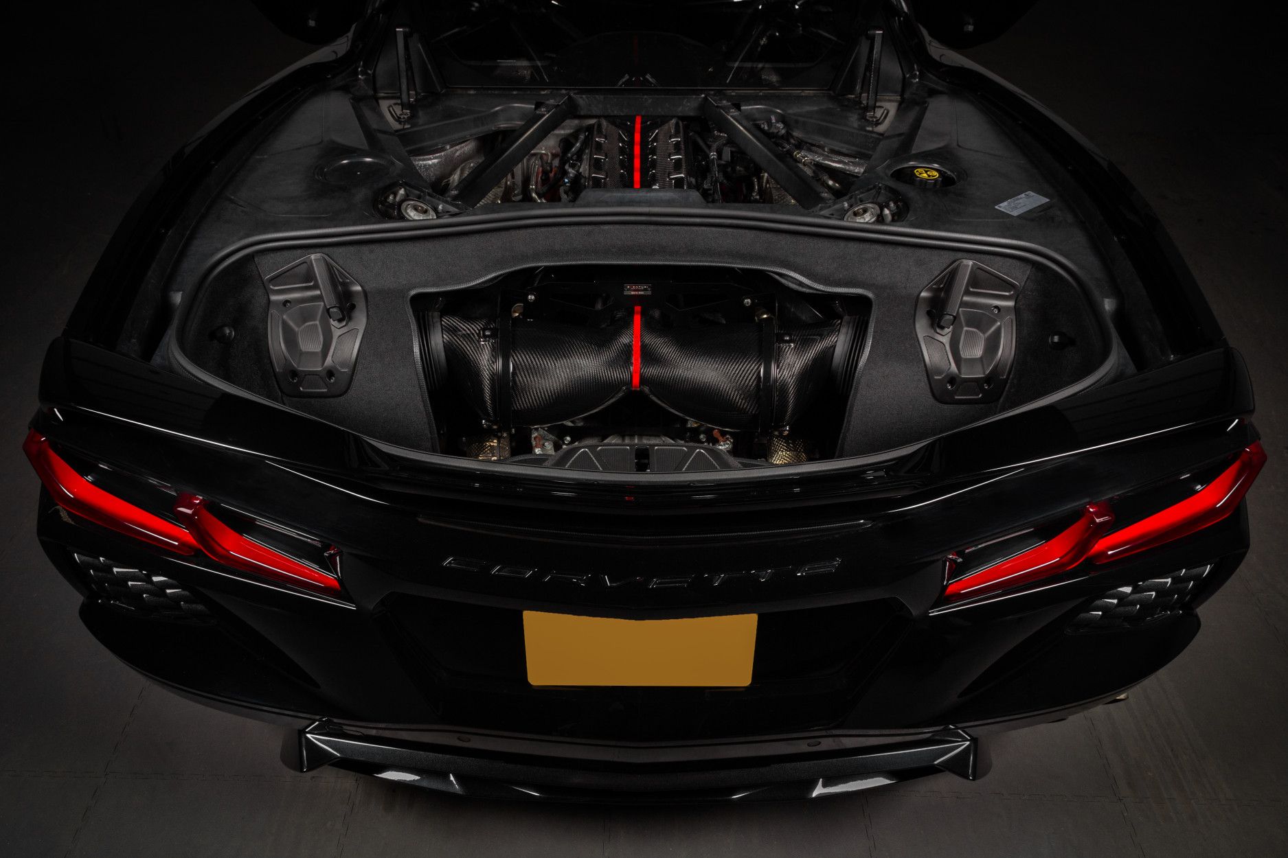 Eventuri Carbon Ansaugsystem für Corvette C8 Details