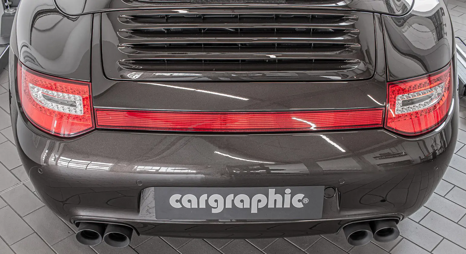 CARGRAPHIC Sport Endrohre für Porsche 997 Carrera Anleitung