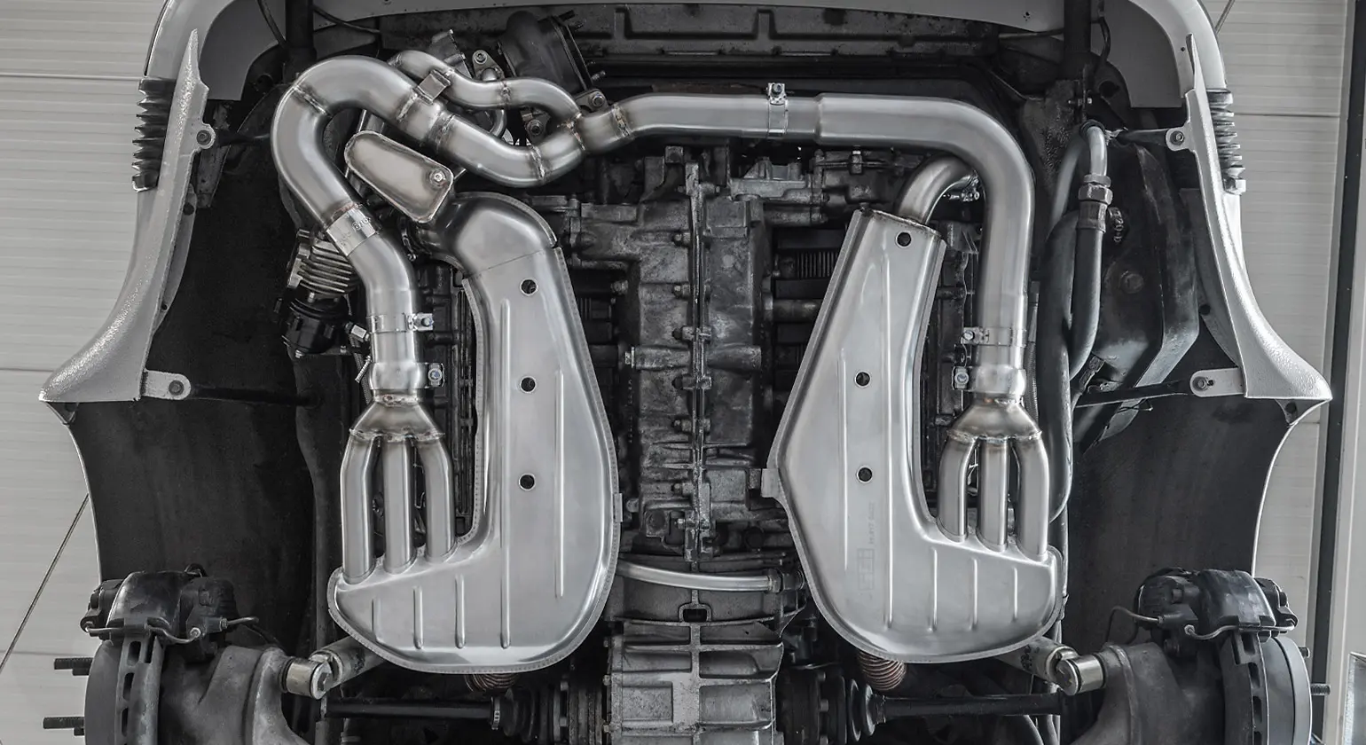 CARGRAPHIC GT Fächerkrümmer für Porsche 930 Turbo Anleitung