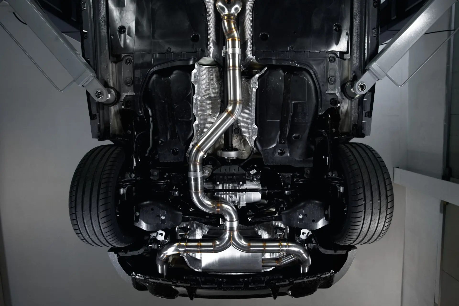 Hurricane 3,5 Zoll Abgasanlage für Audi RS3 8Y Informationen