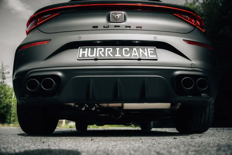 Hurricane 3,5“ Abgasanlage für Cupra Leon 300 Foto