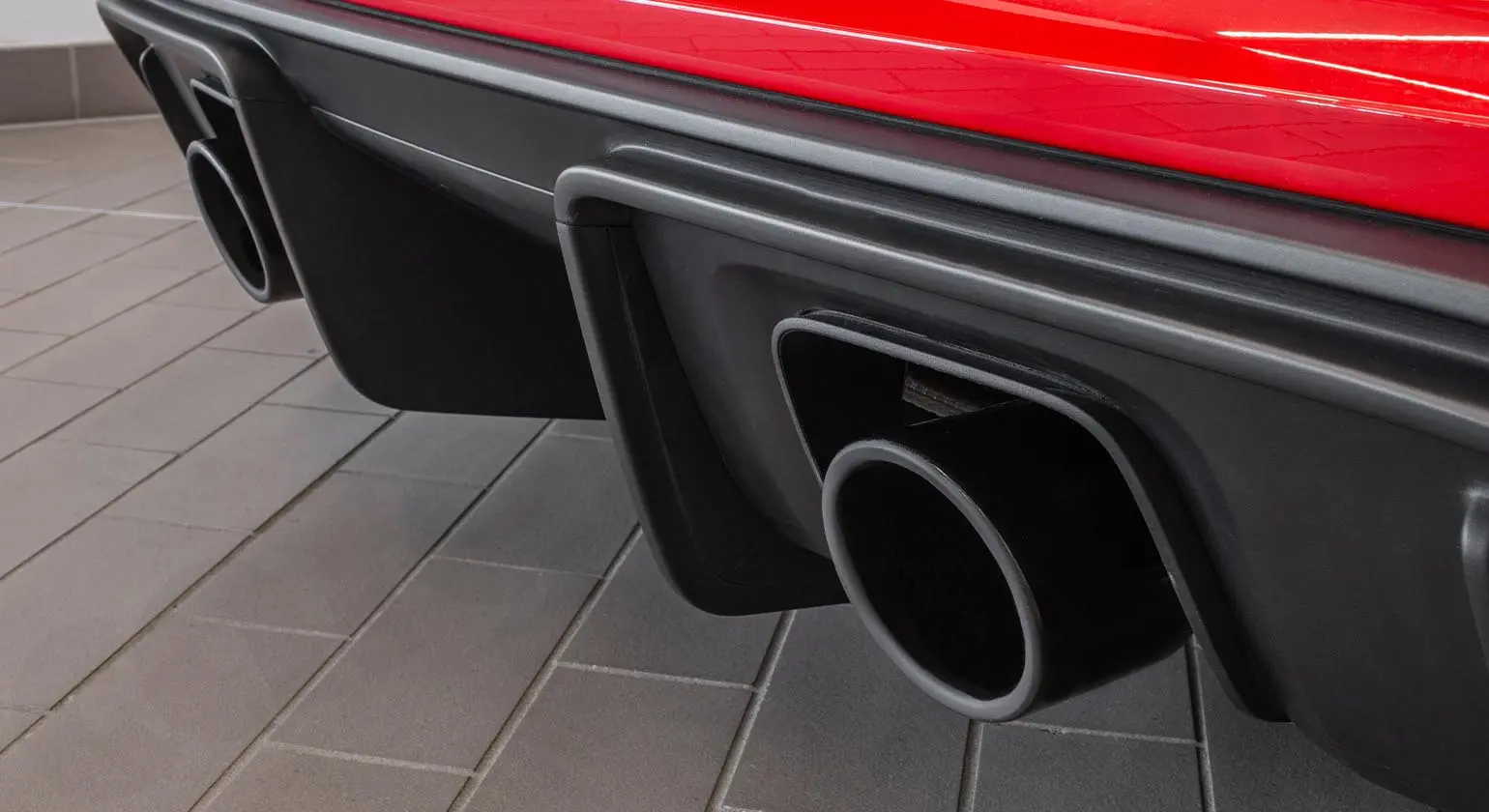 CARGRAPHIC Sport Endrohre für Porsche 718 Tuning