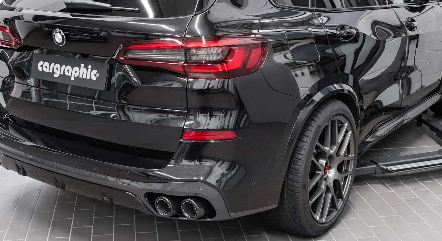 CARGRAPHIC Doppelendrohrsatz für BMW X5/X6 Tuning