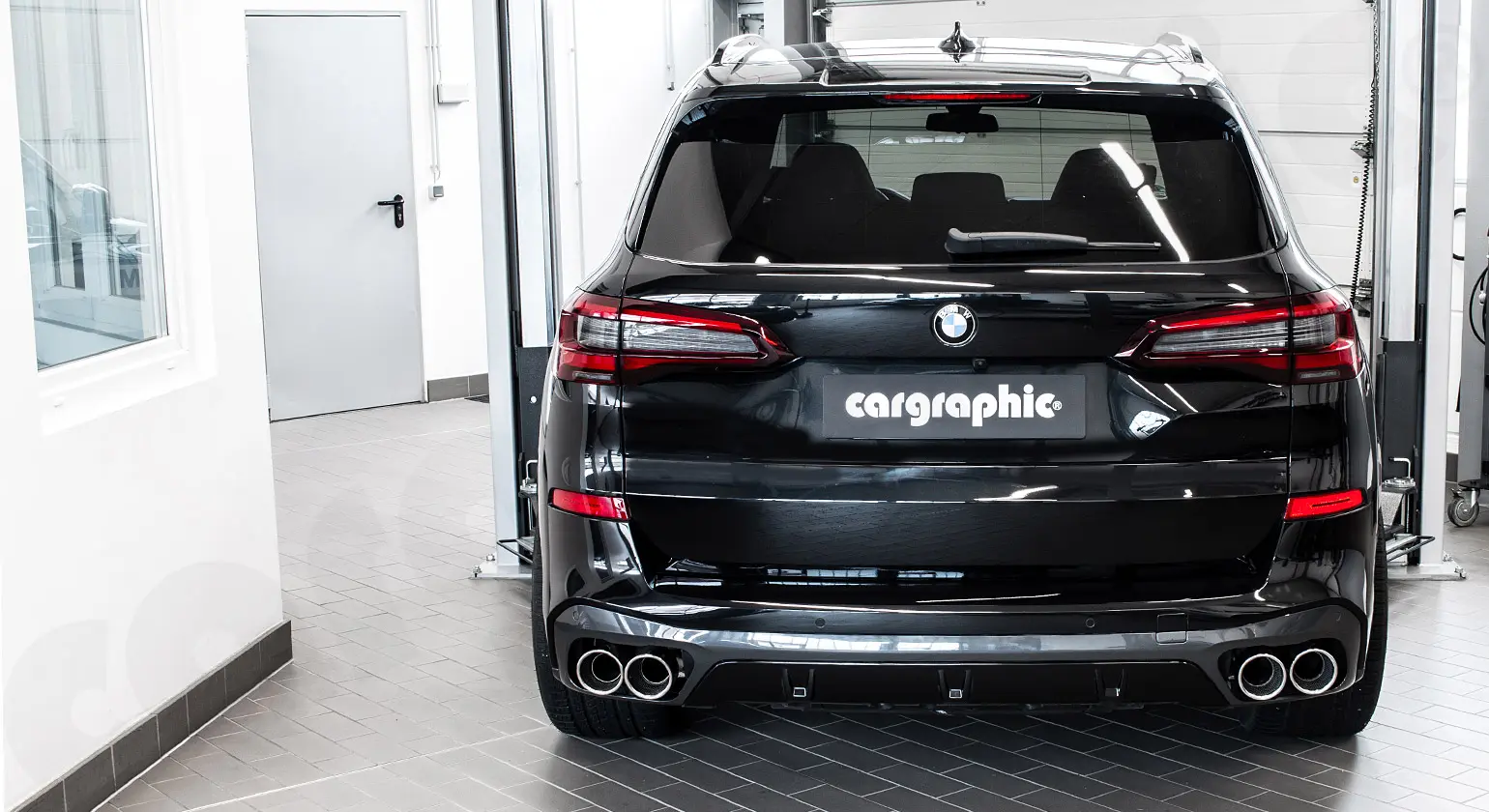 CARGRAPHIC Doppelendrohrsatz für BMW X5 G05 / X6 G06 Bild