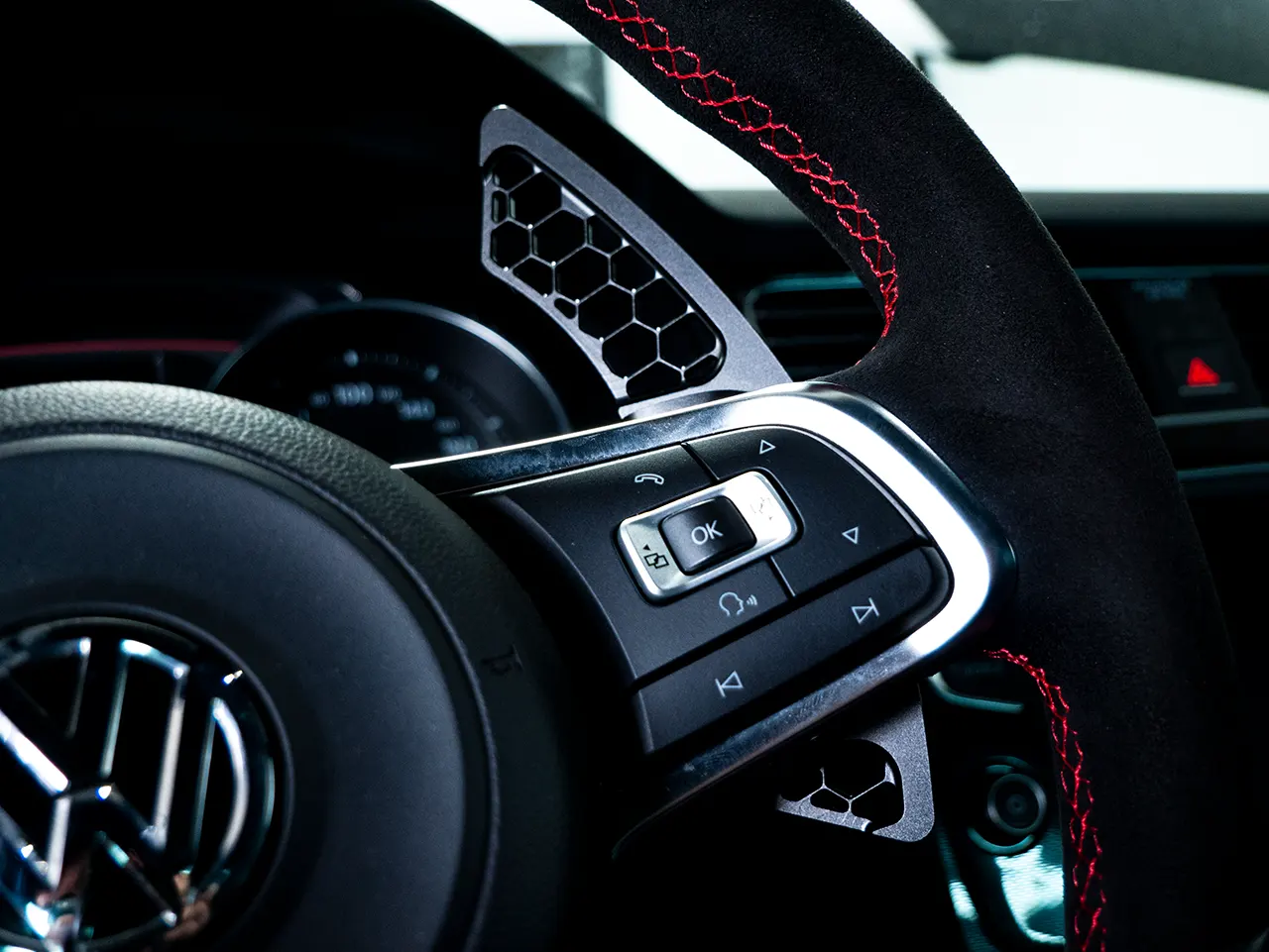 Schaltwippen HG-Design für Golf 7, Polo AW1 & Arteon Anleitung