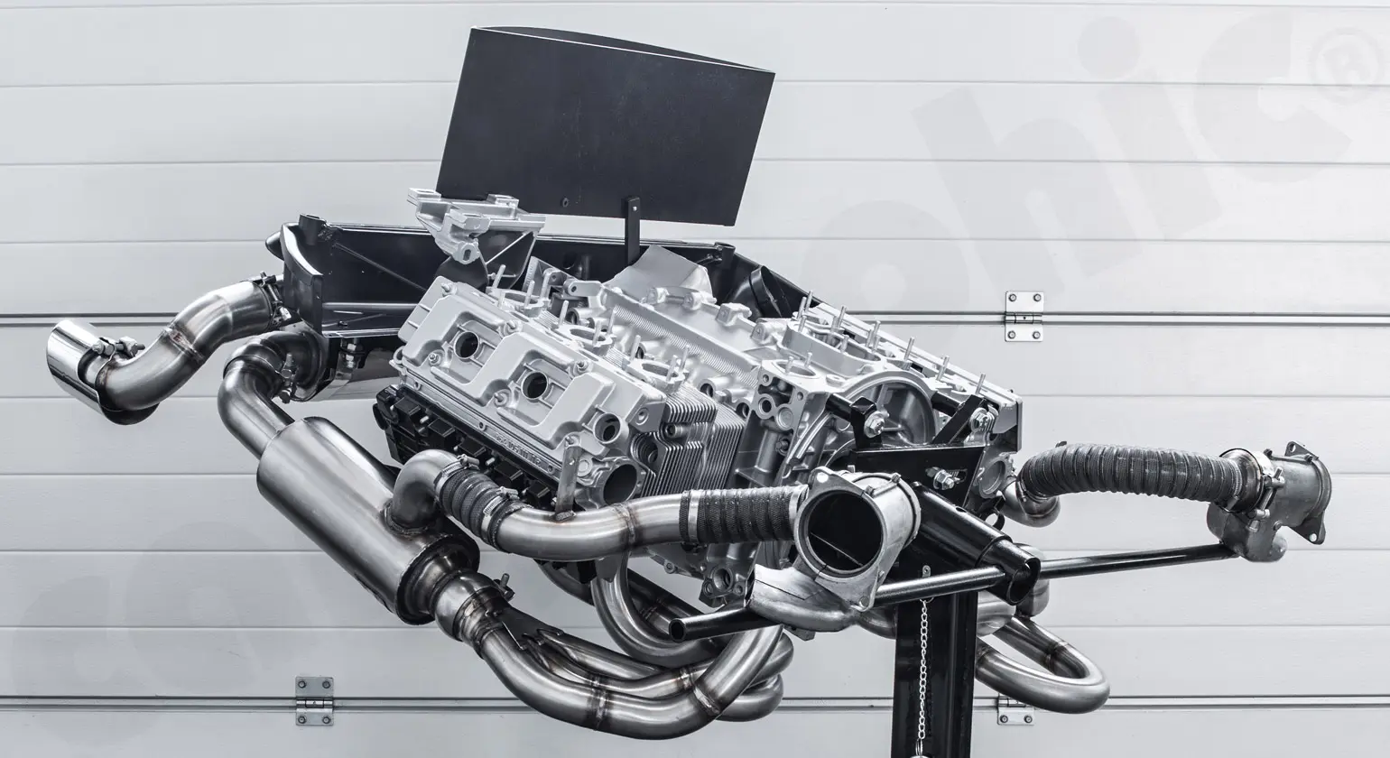 CARGRAPHIC Heizungsanschlusskit für Porsche 911 964 Foto