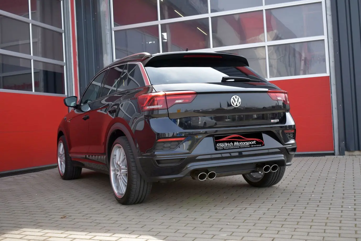 Friedrich Motorsport Duplex-Anlage VW T-ROC Foto