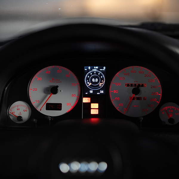 CANchecked Daten-Display Audi 80 B4 LHD/RHD (cluster) MFD28 Gen2