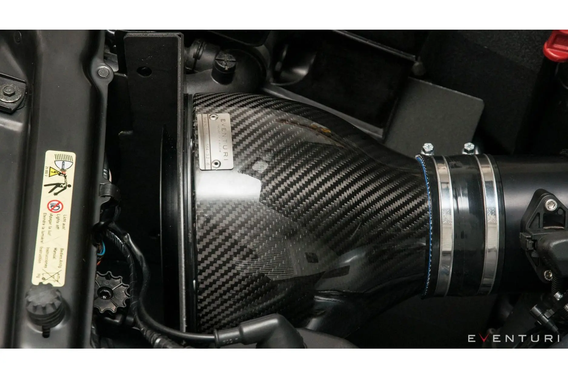 Eventuri Carbon Ansaugsystem für BMW E46 M3 Foto