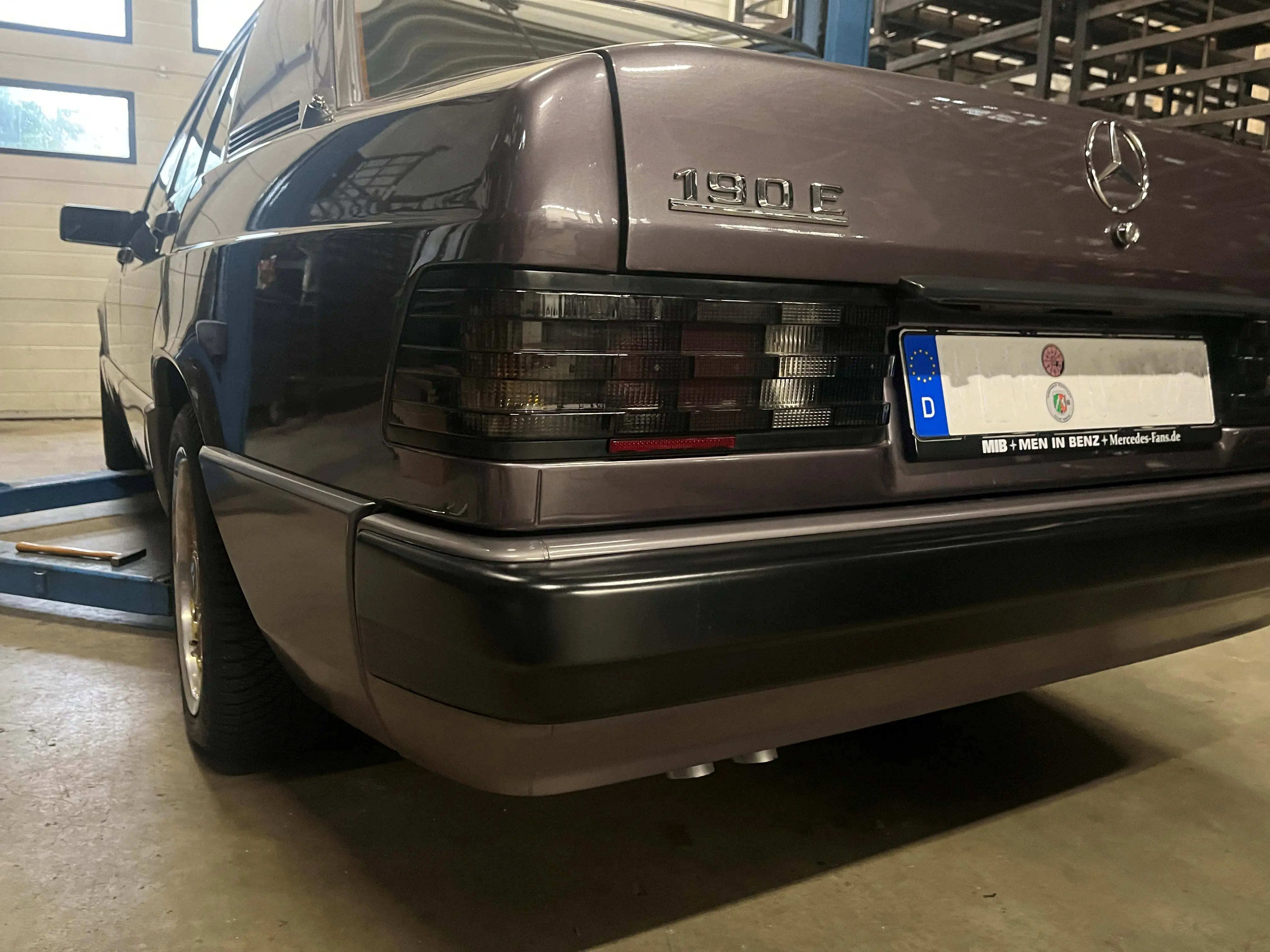Novus Edelstahl Auspuff für Mercedes W201 Foto