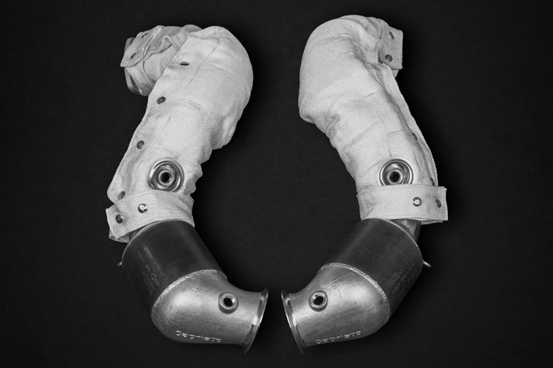 Capristo Downpipes für Aston Martin Vantage