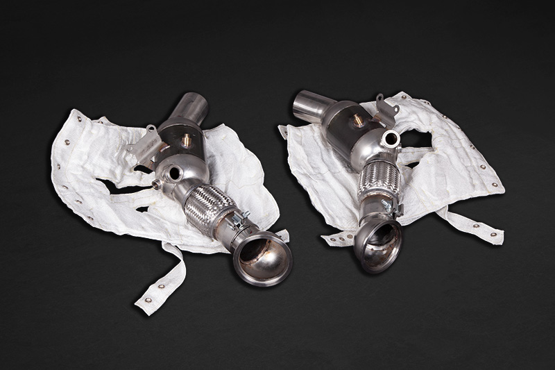 Capristo Downpipes für Ferrari SF90 Tuningteile kaufen