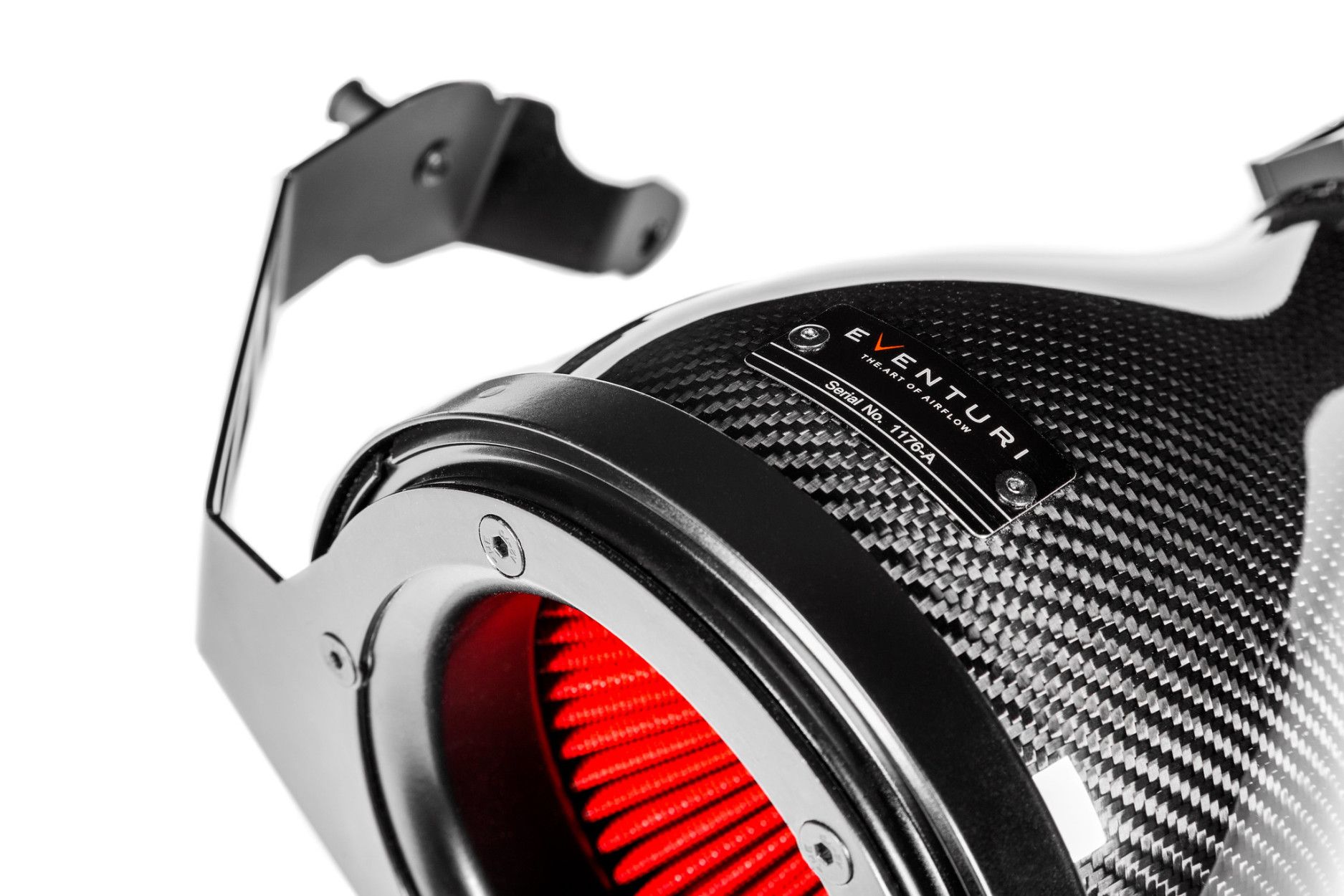Eventuri Carbon Ansaugsystem für BMW M135i M235i X2 Foto