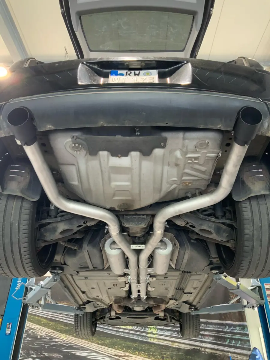 Grail Klappenanlage Chrysler 300C 6.1 SRT8 VFL (2005-2011)