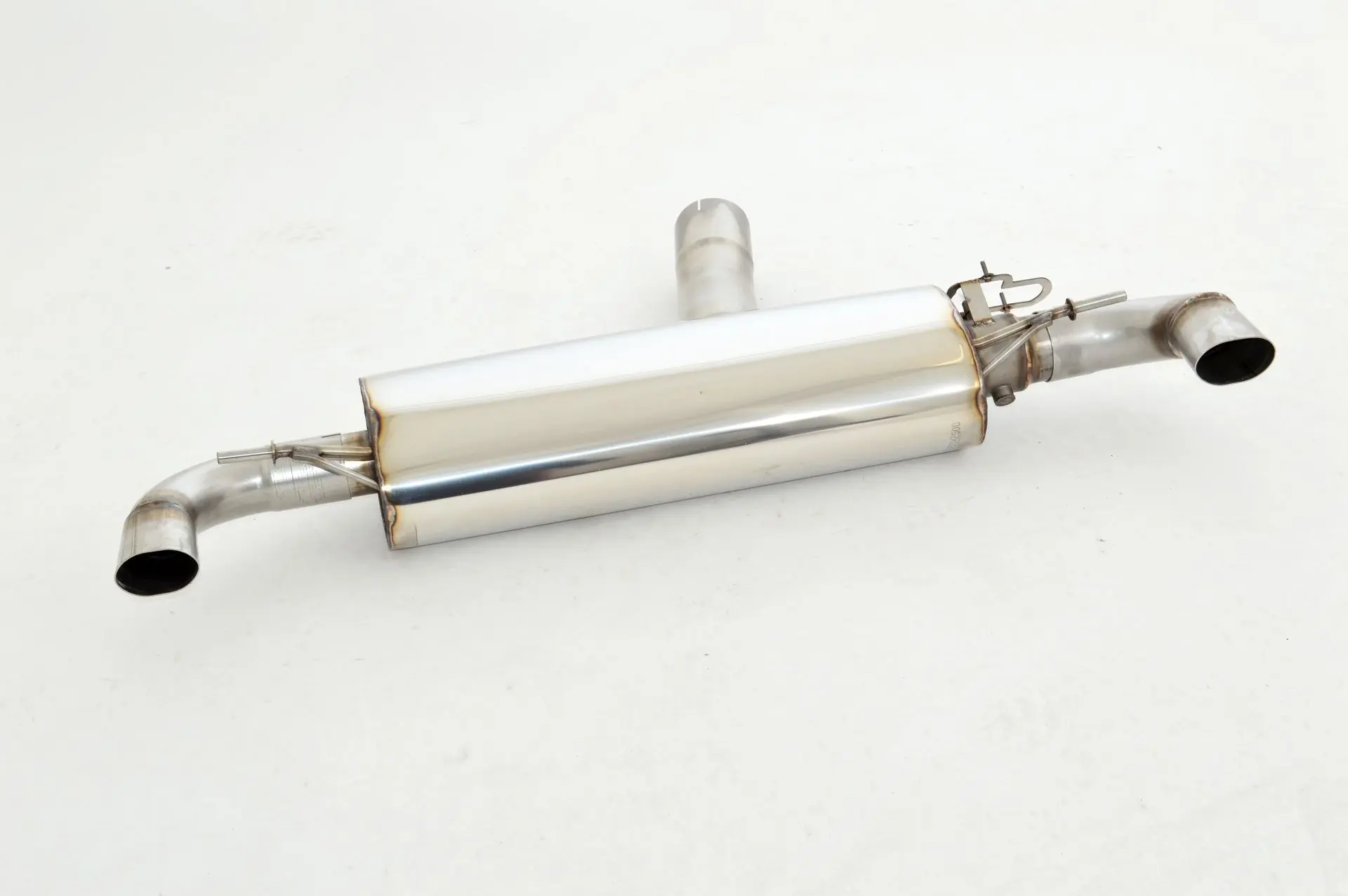 Friedrich Motorsport 90mm Duplex-Sportendschalldämpfer Mercedes W176 A-Klasse