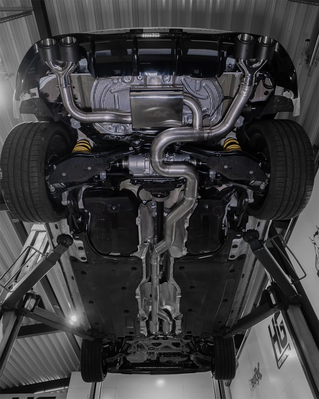 EGO-X Abgasanlage 3,5 Zoll für VW Golf 8 R 320PS Foto