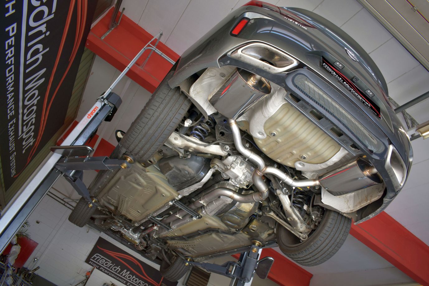 Friedrich Motorsport Duplex-Anlage für Opel Insignia Foto