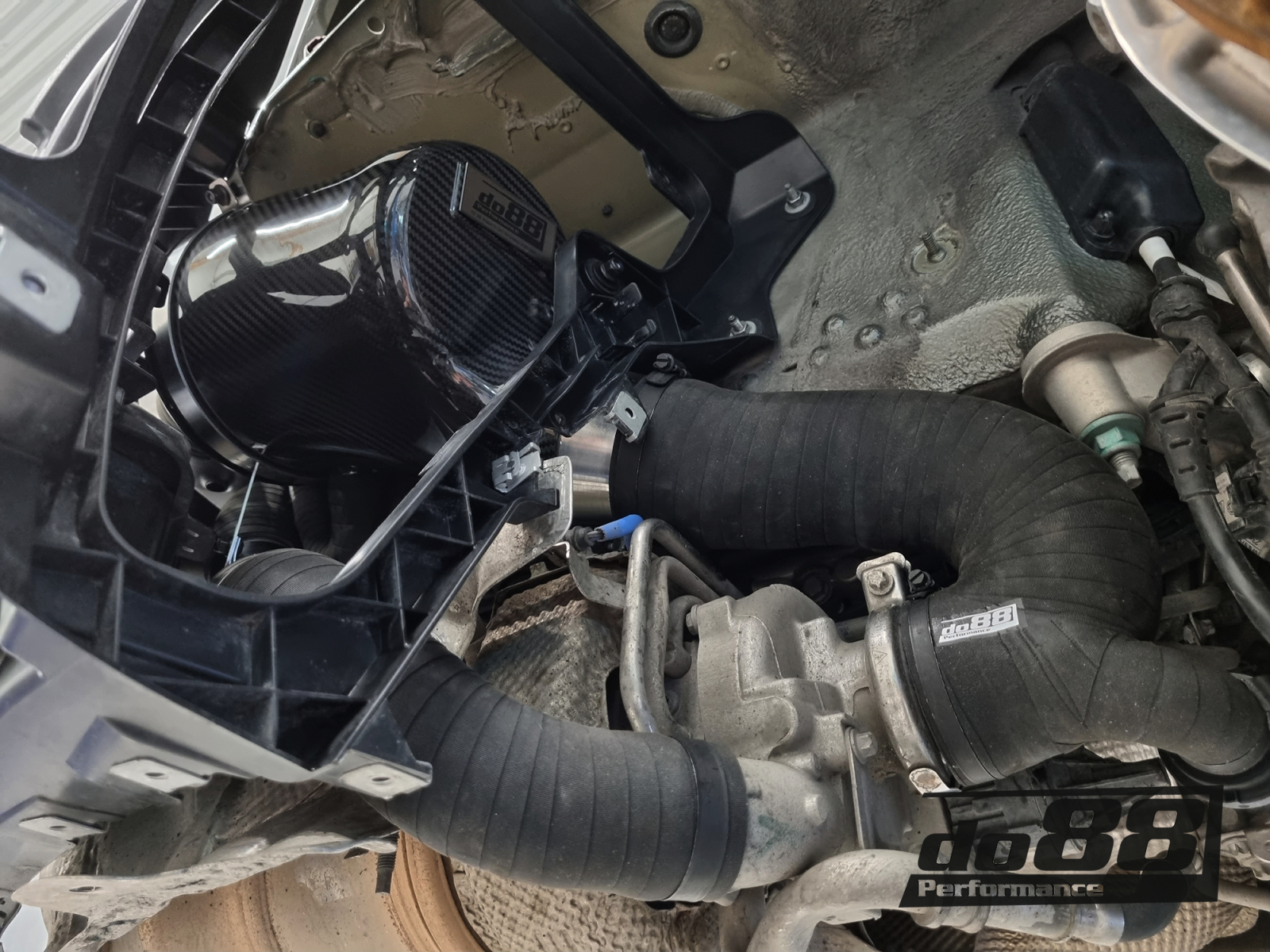 do88 Einlassschläuche für Porsche 911 Turbo (992) Anleitung