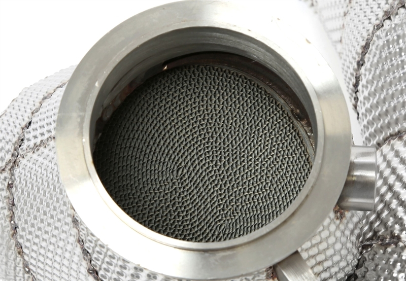 TA Technix Downpipe für BMW M5/M6 mit Sportkat Foto