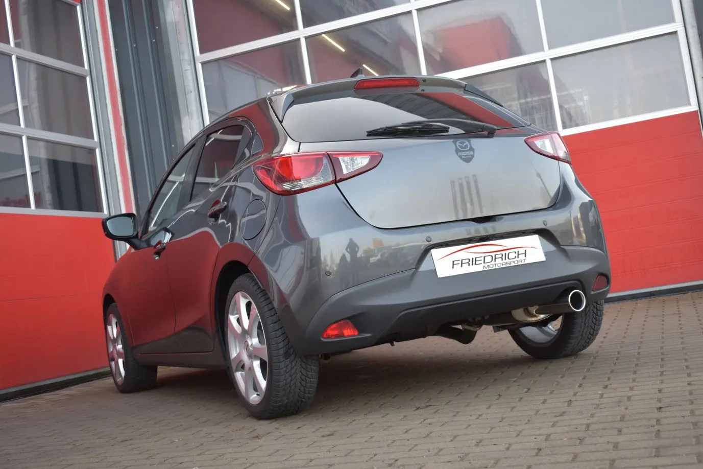 Sportendschalldämpfer Mazda 2 DJ1 Friedrich Motorsport Foto