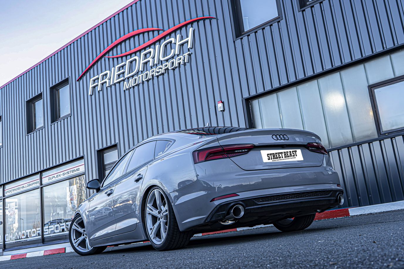 StreetBeast 76mm Duplex für Audi A5 B9 Tuning-Highlight