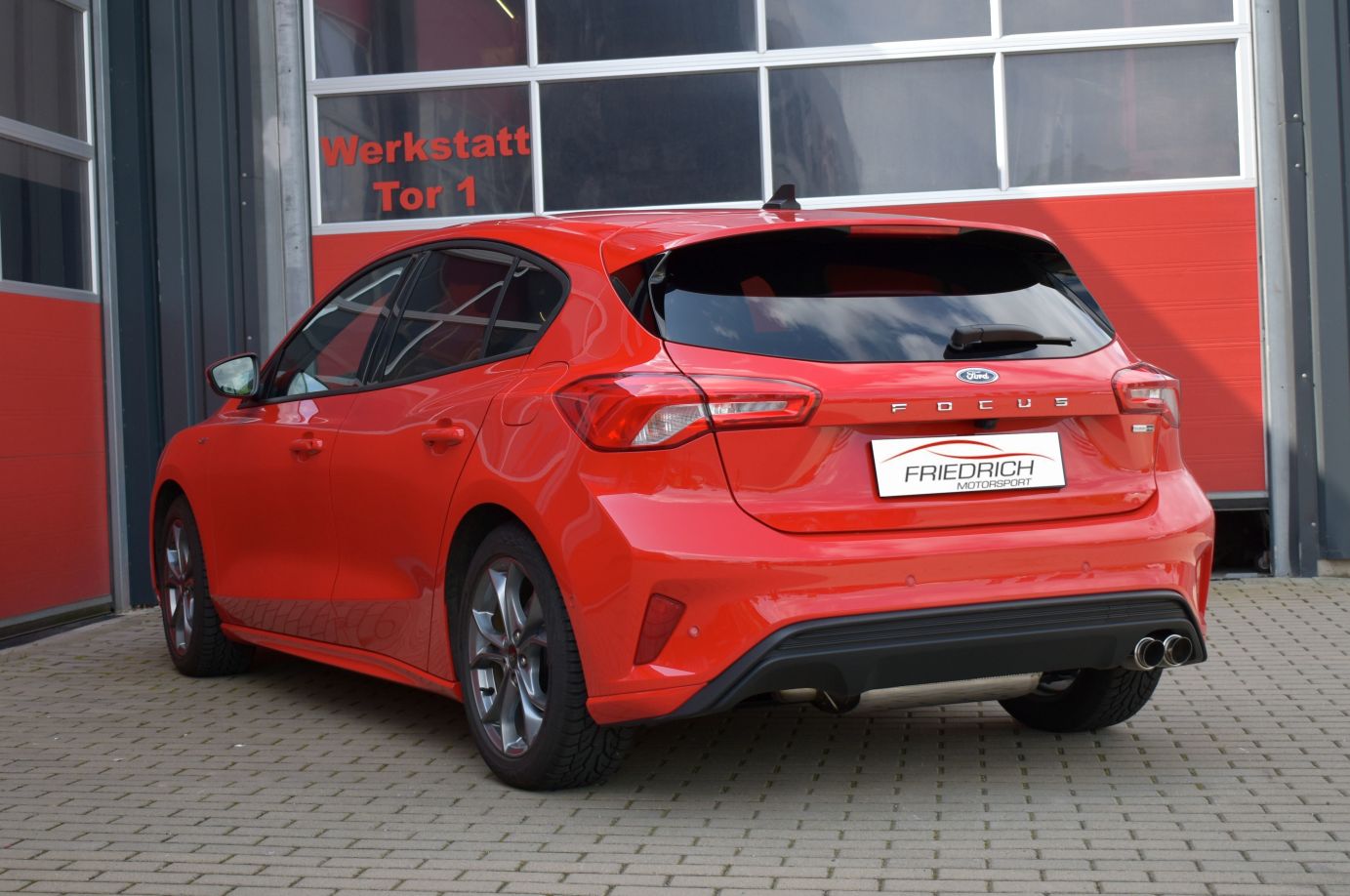 Friedrich Motorsport Endschalldämpfer Ford Focus Foto
