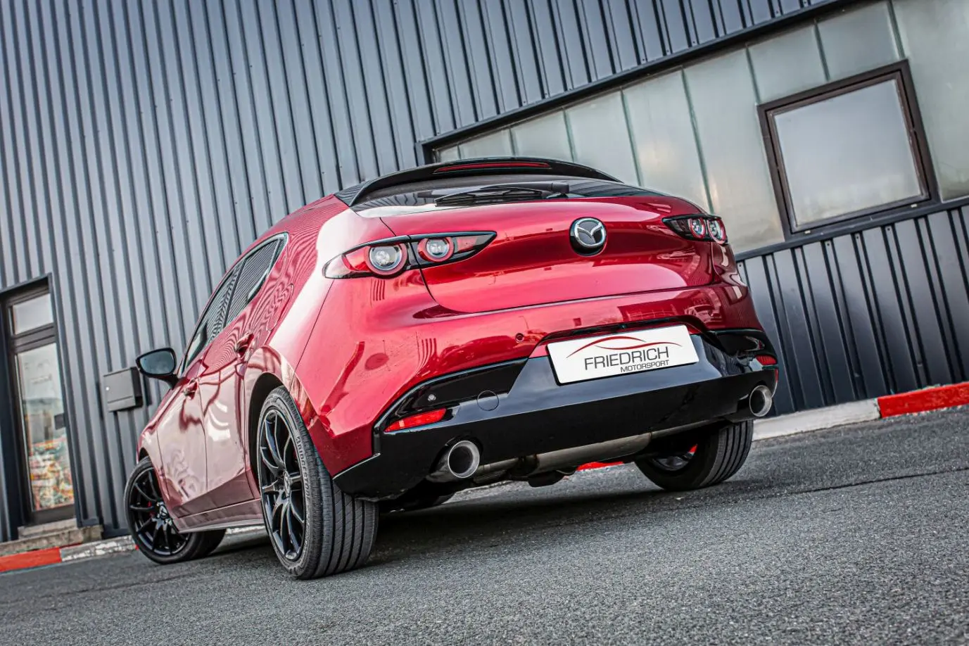 Friedrich Motorsport Duplex-Auspuff Mazda 3 BP Foto