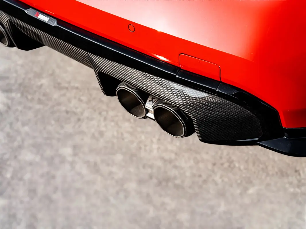 Akrapovic Carbon Diffuser BMW M3/M4 G8X HochglanzBild