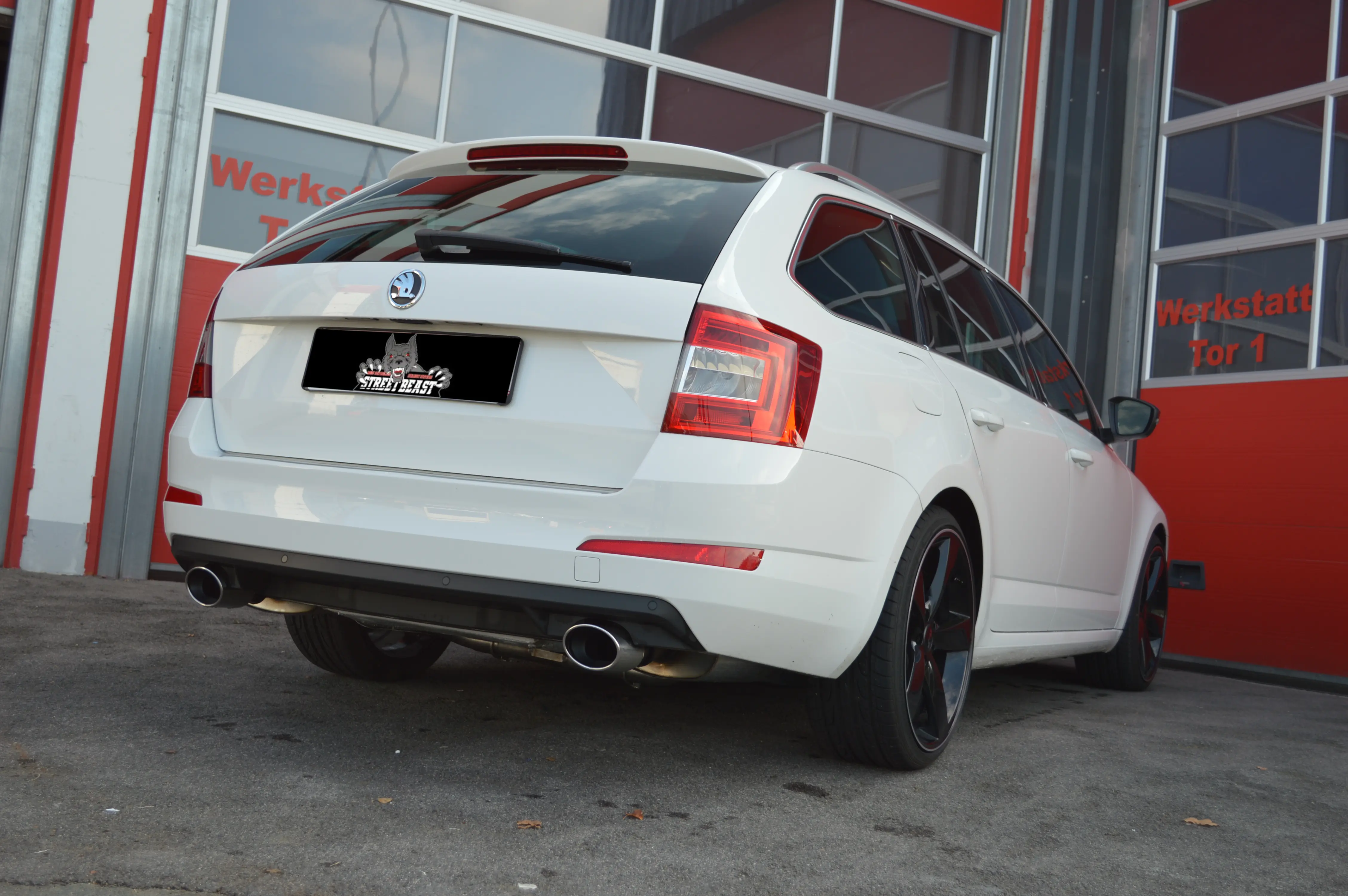 StreetBeast 76mm Duplex-Anlage Skoda Octavia 5E 