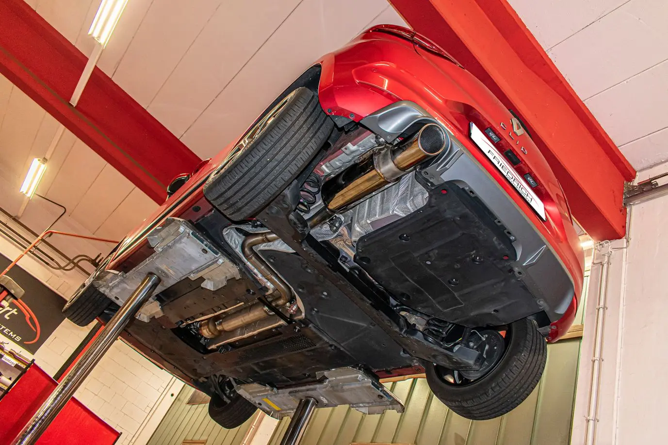 Friedrich Motorsport Gruppe A für Renault Clio V 