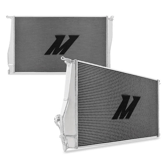 Mishimoto Aluminium Wasserkühler für BMW 335I/135I (Automatik) 06-13