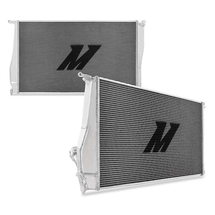 Mishimoto Aluminium Wasserkühler für BMW 335I/135I (Automatik) 06-13