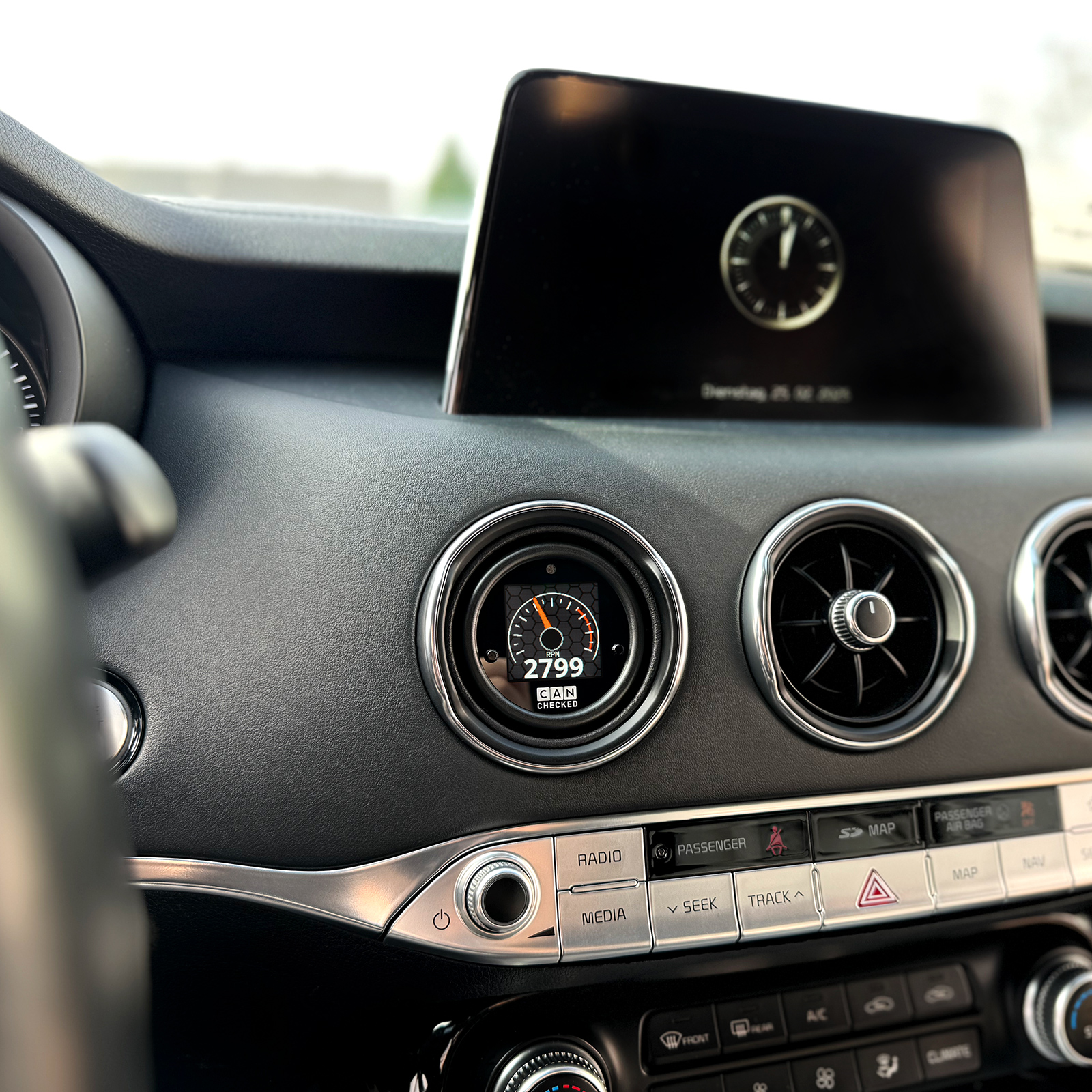 CANchecked Daten-Display MFD15 Gen2 for Kia Stinger LHD/RHD