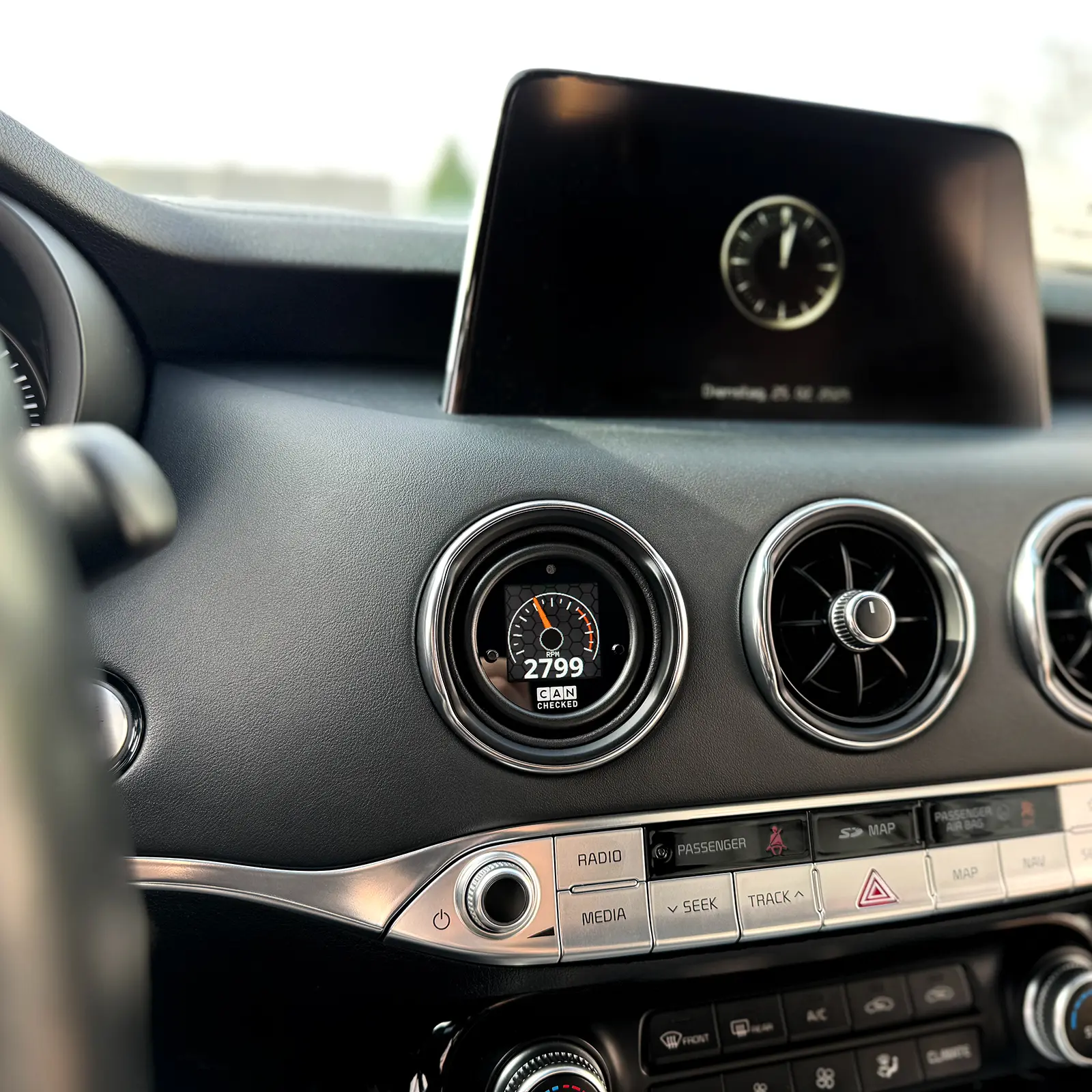 CANchecked MFD15 Gen2 Display für Kia Stinger kaufen